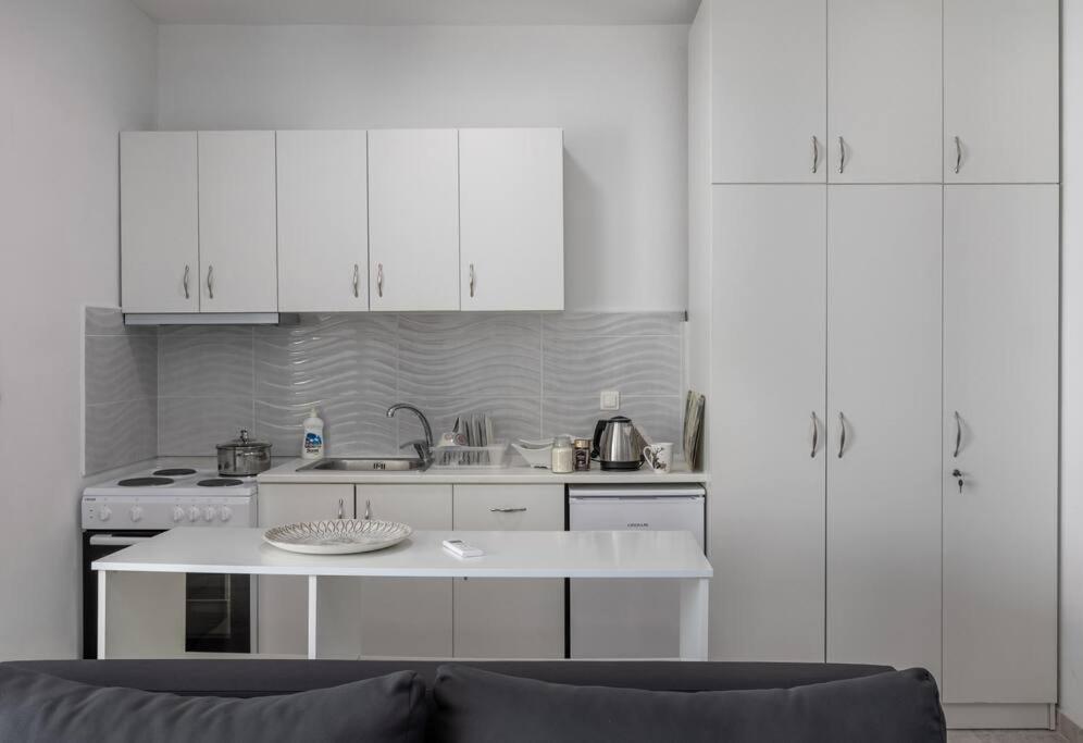 Betty's Apartment *
